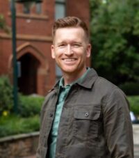 head shot of Andrew Wood